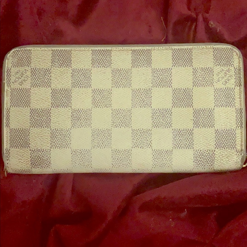 Louis Vuitton Zippy Wallet Damier Azur